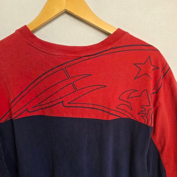 Patriots, 2 tone red and Blue Tee Shirt W/ Back Graphic, NO TAG Mens XL - Picture 4 of 7